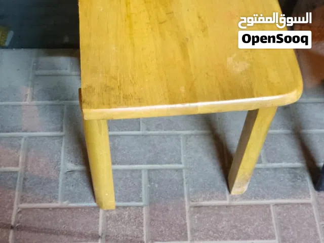 طاولة صغيرة خشب