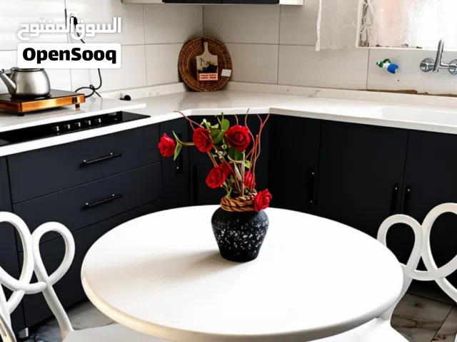 ميز طعام مودرن ثقيل حدآ مامستخدم