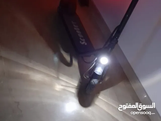 Electric scooter in good condition, lightly used