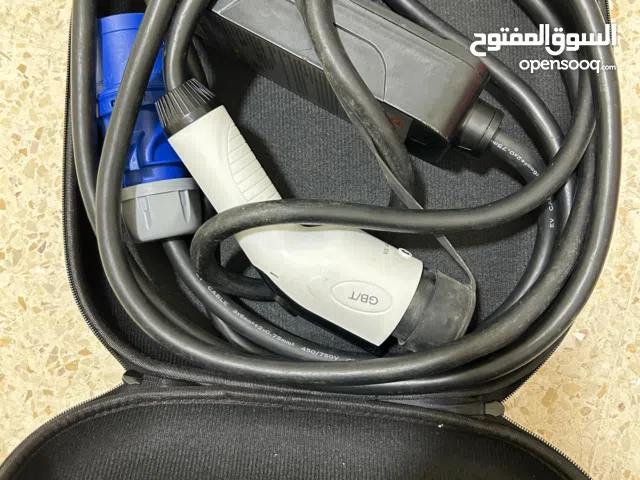 شاحن سياره 32 استخدام مدة قصيرة جداً + نقطة شحن