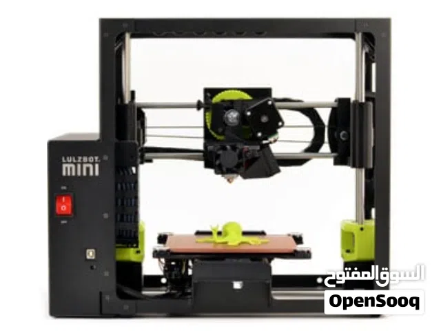 طابعة 3d مستعملة بحالة ممتازة