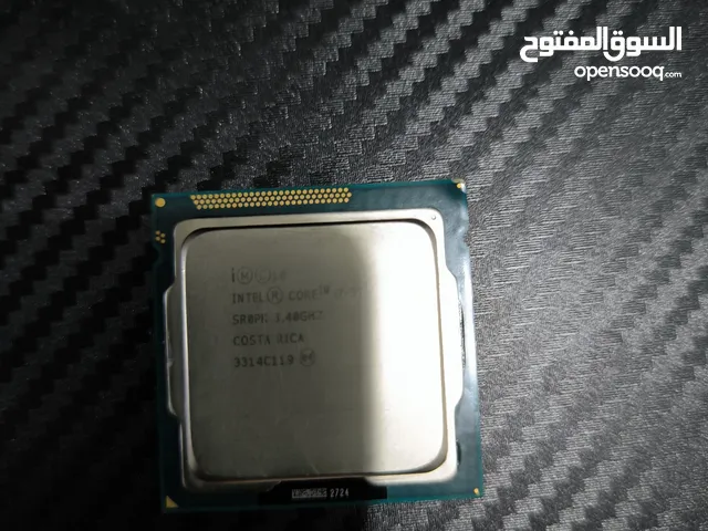 6 معالجات اي سفن الاول الجيل الثالث و الرابع 3 i7 CPUs بالاضافه إلى 2 اي فايف الجيل الثامن