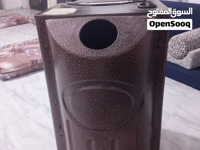 للبيع فيها 3حبات تضاف ما فيهن يشي