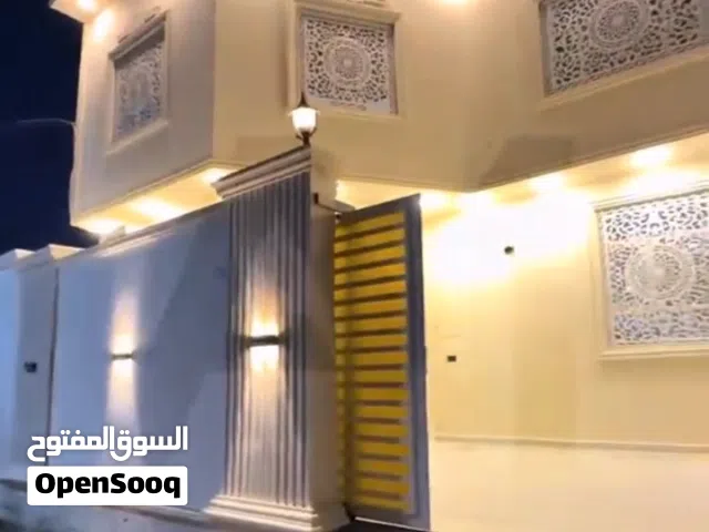 بيت للبيع تصميم مهندس حديث جدا ديكورات حديثه