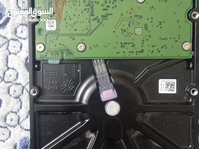 هارد ديسك 4تيرا هلث 100% عليه العاب حديثة حالة ممتازة جدا جدا