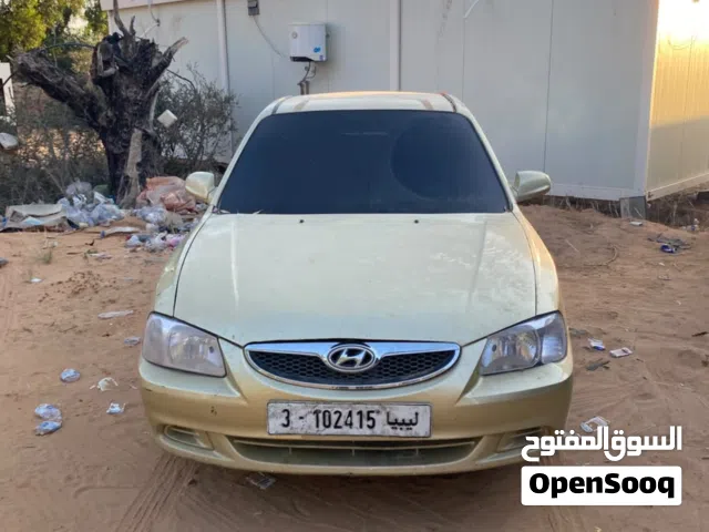 2002 هيونداي فيرنا EX