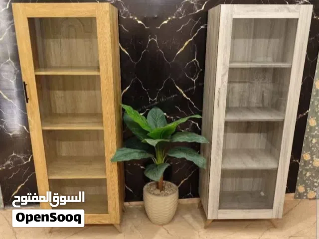 نيش ضلفه واحده   عرض 60 سم  ارتفاع 180 سم  عمق 40 سم   رجول زان احمر