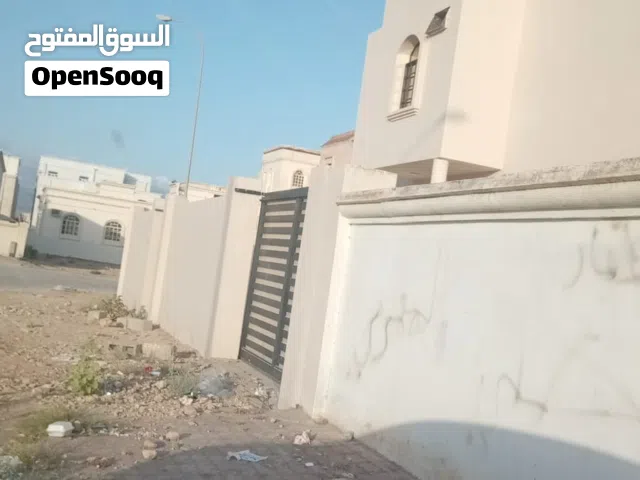 300 m2 3 Bedrooms Apartments for Rent in Dhofar Salala