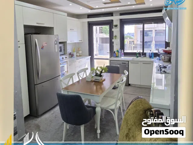 160 m2 3 Bedrooms Apartments for Rent in Ramallah and Al-Bireh Downtown