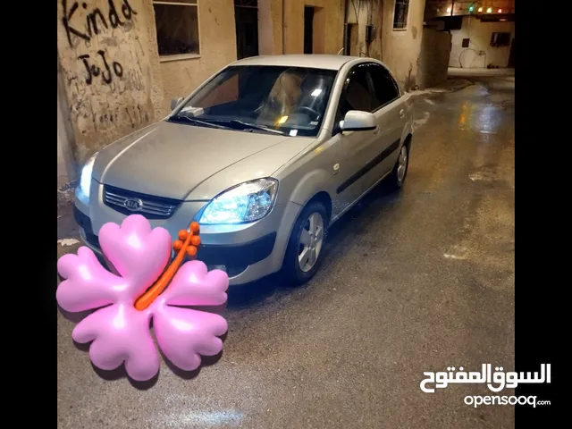 كيا ريو موديل 2008  ماتور 1600 بنزين  السياره بحاله ممتازه جدا