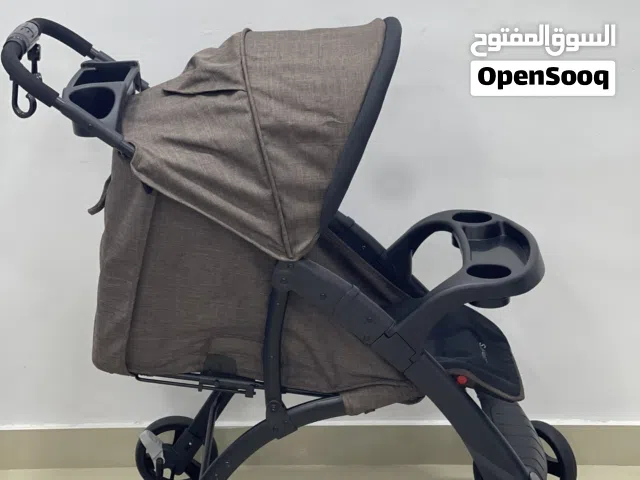 عربة الأطفال من ماركة Juniors