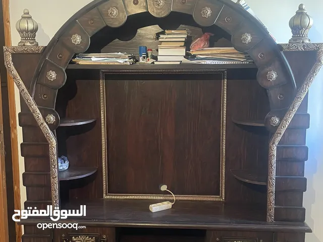السلام عليكم ورحمة الله عندي مكتبه و *مدخل استعمال انضيف اسعر ازوز 750 و الواحده 400