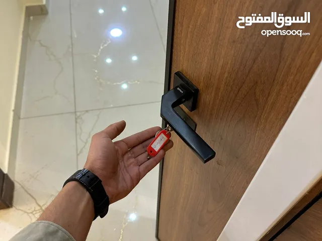 شقه فارغه لم تسكن للبيع ـ البنيات