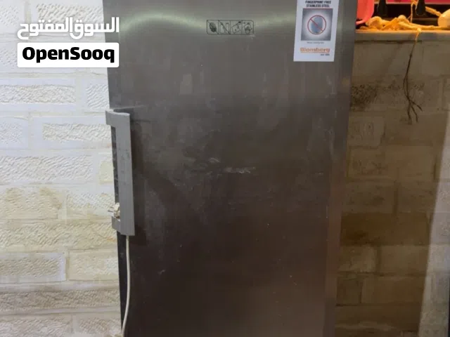 ثلاجه ل البيع مستعمله بحالة الوكاله ولا شخط ولا فيها اشي تبريد ممتاز جداً