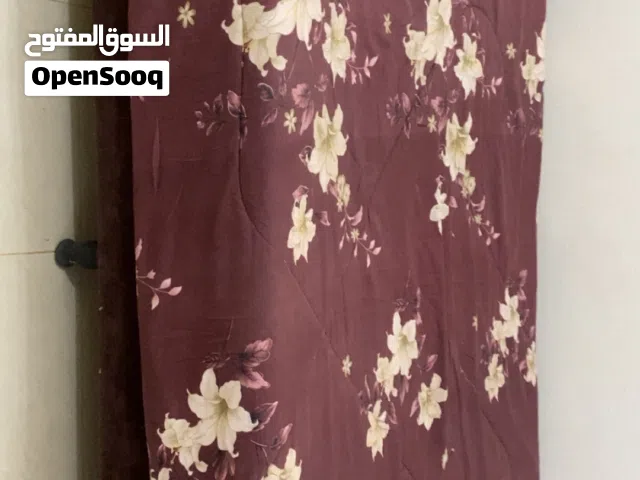 سرير مع الفراش حقه