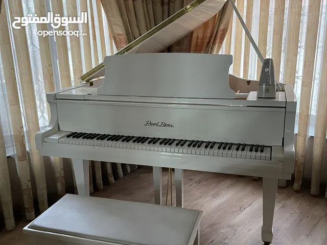 البيانو الملكي الصوتي