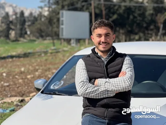 الاسم :-سعيد  موديل:- 2004 بسعر الحرقققق بعد ال11 محدا يرن