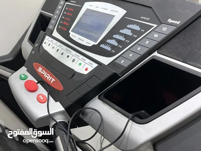 جهاز سير كهربائي كبير متعددة الخصائص بحالة ممتازة