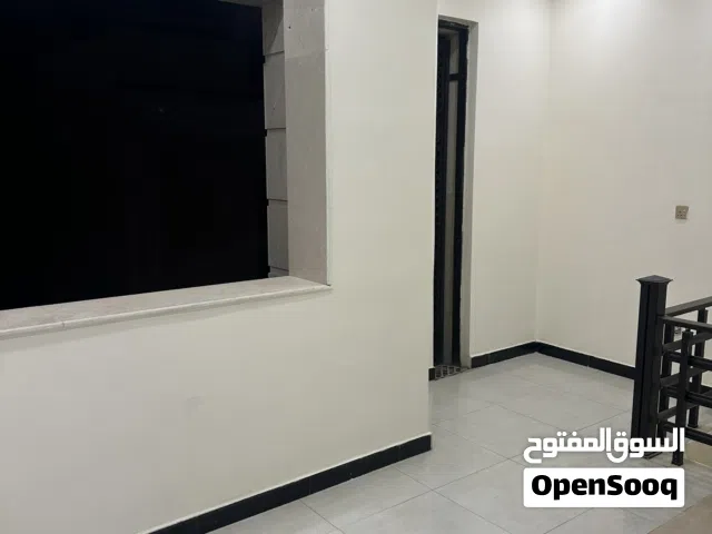 شقة بالمربع الذهبي م 604 في القادسية للايجار