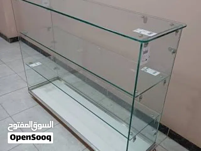 طاوله ماسه زجاجي مع جلاس المانيوم ومع ابواب سحاب جديد  يوجد 2 حبه باسعار حاليه ومناسبه