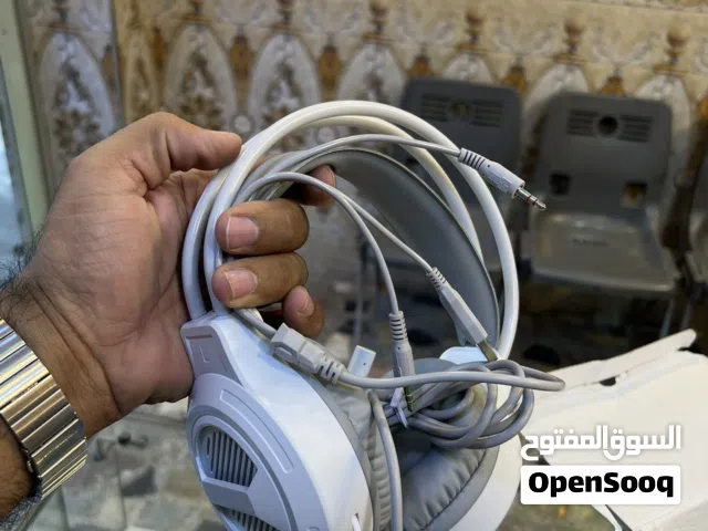 سماعات كيمنك حلوه جداً جديده غير مستخدمه