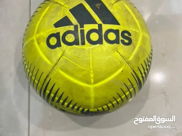 كرة قدم للبيع ماركة اديداس مقاس 5