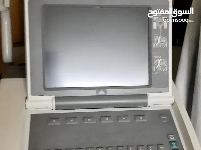 اجهزه طبيه بحاله ممتازه