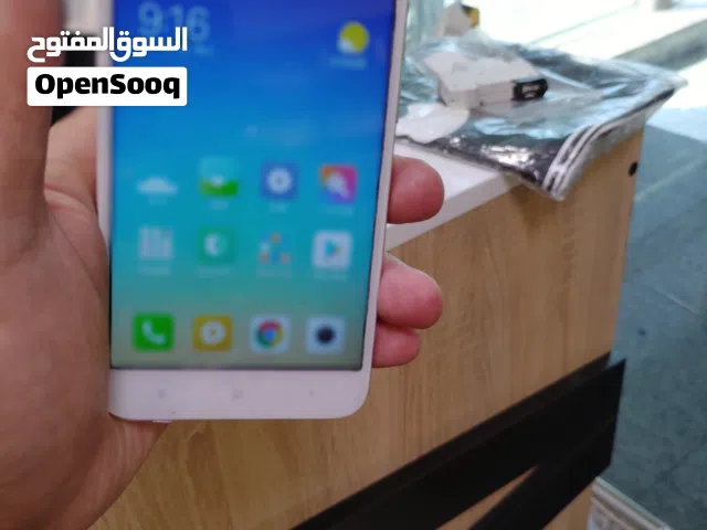 جهاز يحمل كل تطبيقات