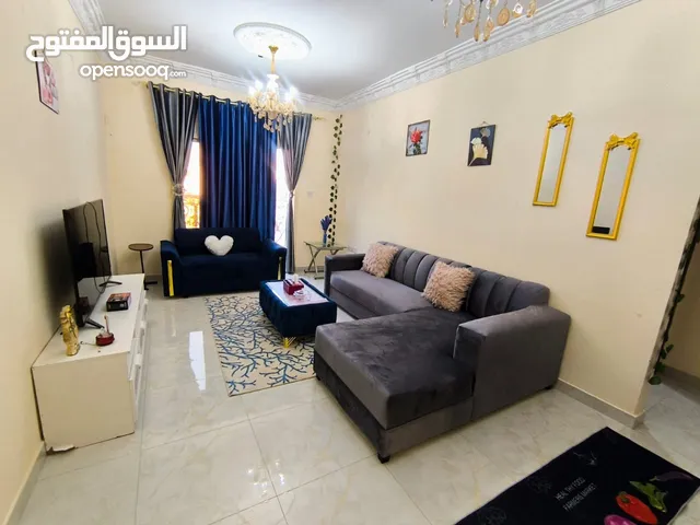 للإيجار في الجرف 2 غرفه وصاله مفروشه فرش فندقي مساحه كبير 2 حمام مطبخ مجهز بالكامل جاهز للإيجار