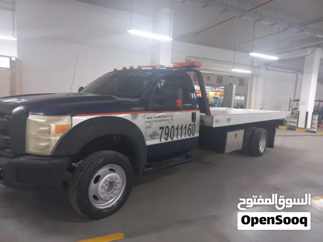 سطحه صحن ألومنيوم أمريكي مع جيكاته والونش كامل راكب على الفورد