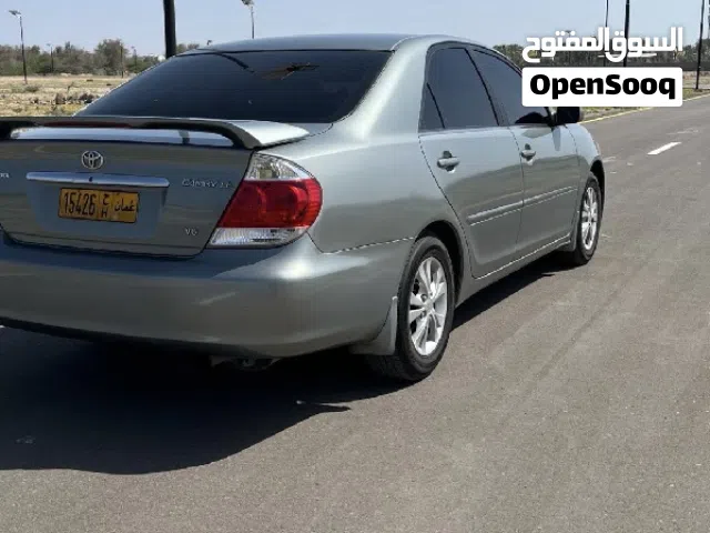2005 تويوتا كامري LE