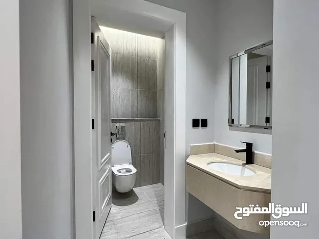 للايجار شقة جديدة في الرياض حي اليرموك الشقة مفروشه جزئي ماتحتاج اي شي