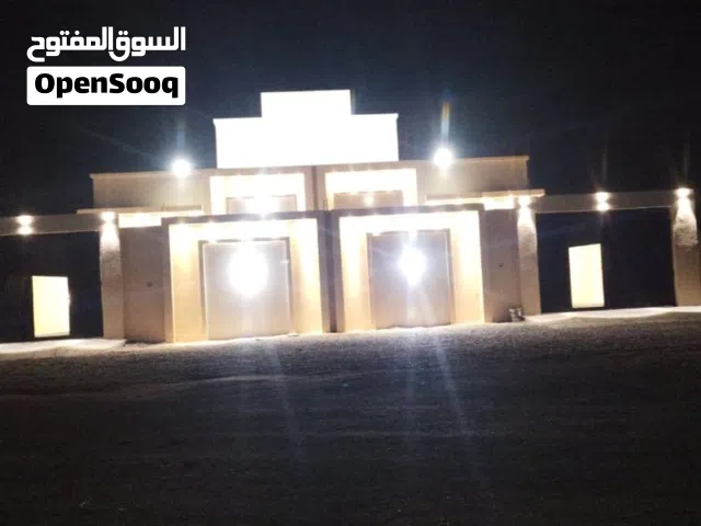 150 m2 2 Bedrooms Apartments for Rent in Al Sharqiya Ibra