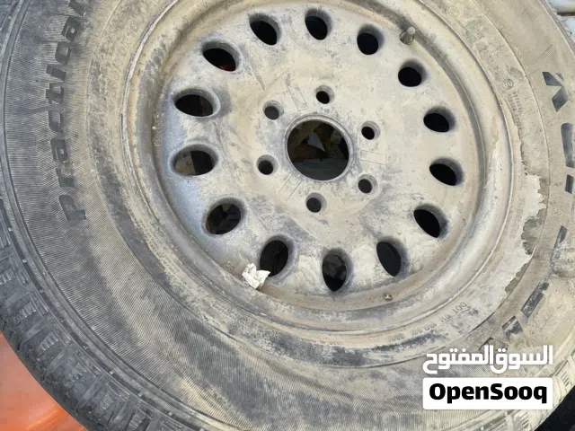 كفر مع جنط العدد اثنين مختلفين