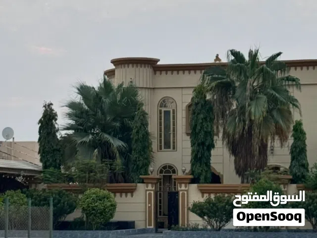 550 m2 More than 6 bedrooms Townhouse for Sale in Al Batinah Shinas