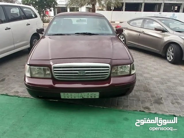 Ford crown Victoria 2011