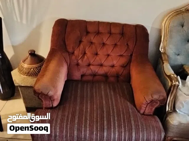 كنب فاخر نظيف