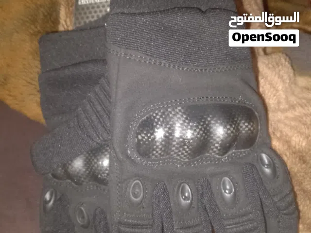 قفازات ماركه 5 11 مفاصل صلبه جديده للبيع