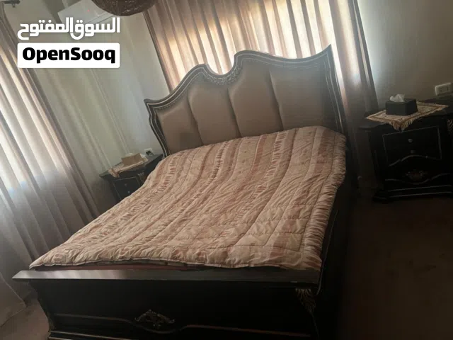 غرفة نوم خليجي كينج سايز بحالة جيدة
