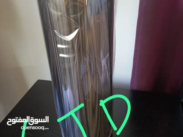 نثريات للبيع جديد لون اسود ولون ابيض
