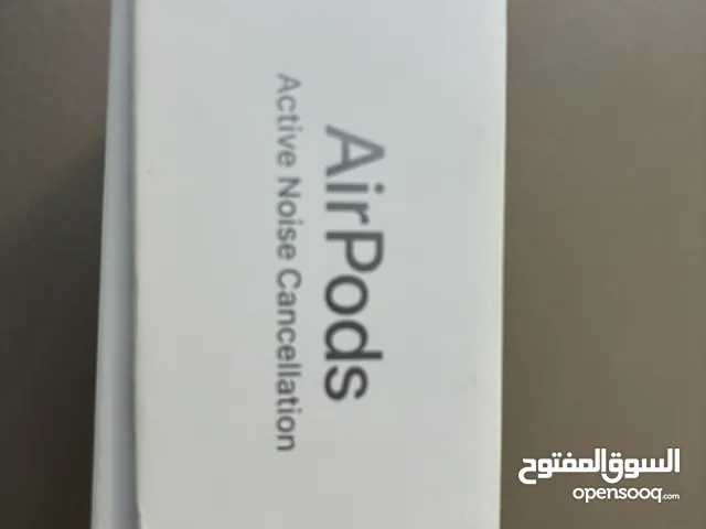 للبيع سماعه ايربود 4 خاصيه العزل الصوتي for sale AirPods 4 noice cancelation
