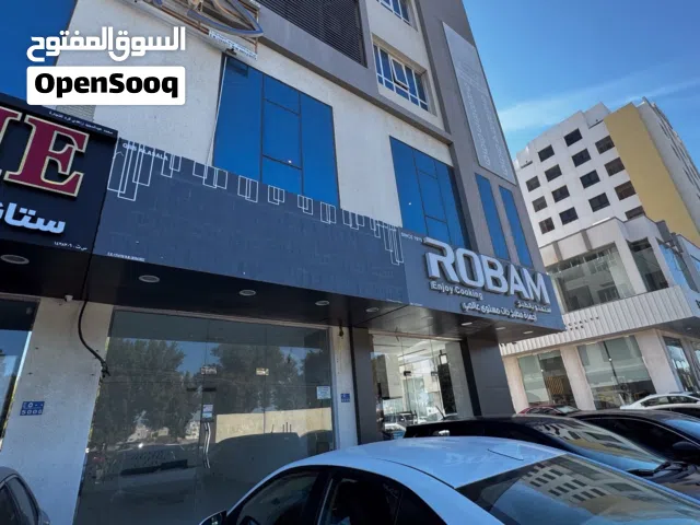 محل للإيجار في الخوض شارع السيدة ميزون-شهرين مجانا