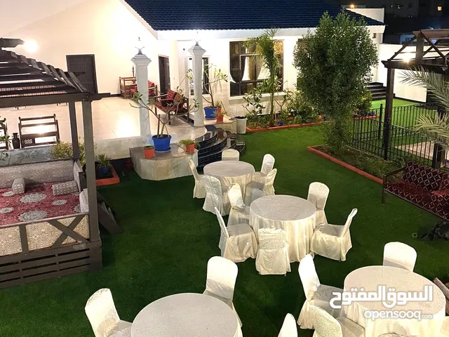 4 Bedrooms Chalet for Rent in Jeddah Al Falah