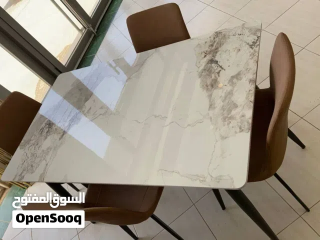 طاولة سفرة جرانيتت