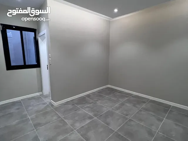 200 ft 5 Bedrooms Apartments for Rent in Al Madinah Tayba