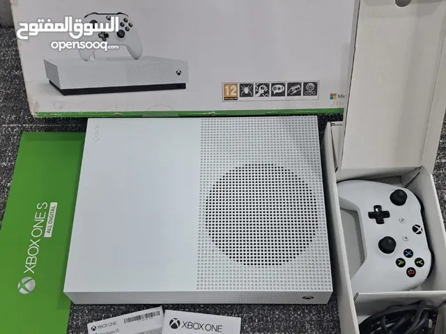 Xbox one s (1TB ) 4k في حالة جدا ممتازة
