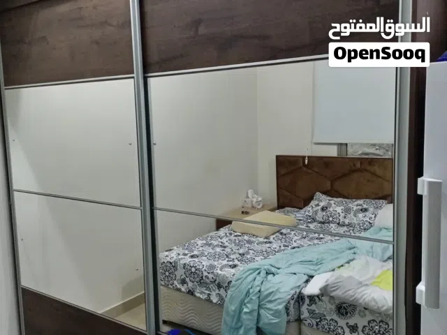 للبيع اثاث مستعمل نظيف