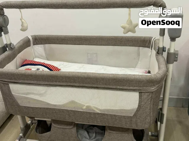 سرير طفل هزاز اجنبي مستورد