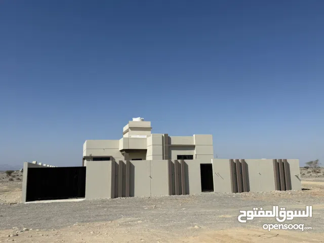 223 m2 3 Bedrooms Townhouse for Sale in Al Batinah Rustaq