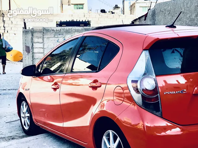 Toyota Prius 2014 in Zarqa